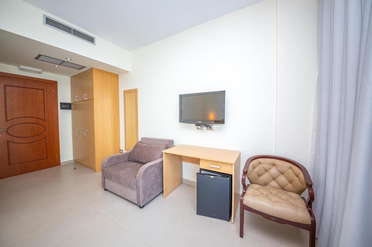 Hotel Borshi Εξωτερικό φωτογραφία