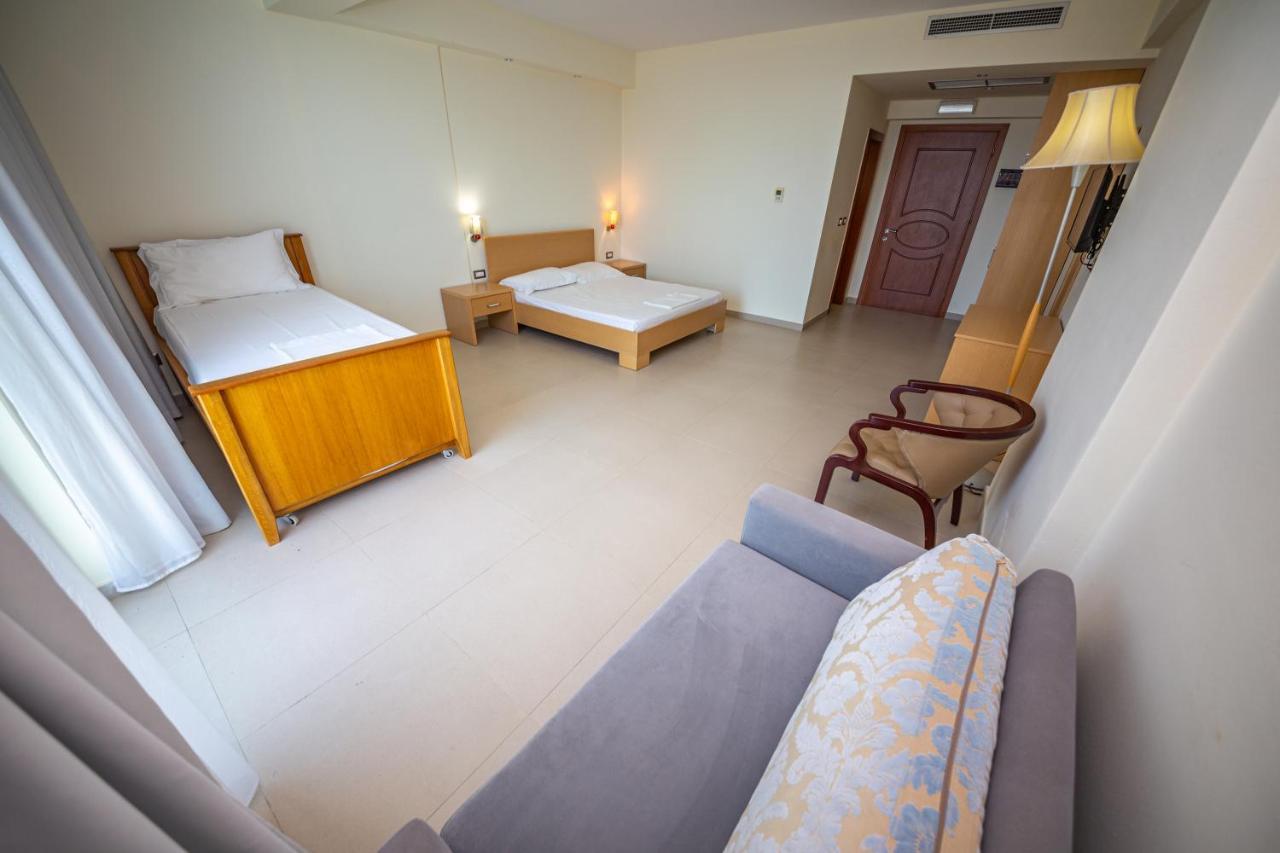 Hotel Borshi Εξωτερικό φωτογραφία