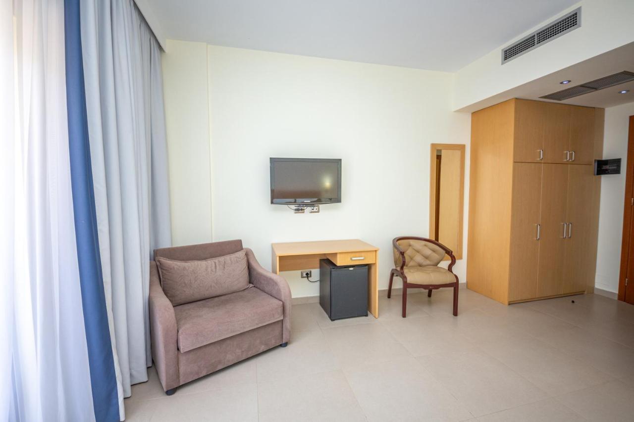 Hotel Borshi Εξωτερικό φωτογραφία