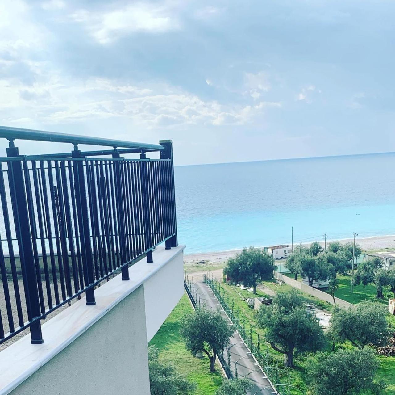 Hotel Borshi Εξωτερικό φωτογραφία