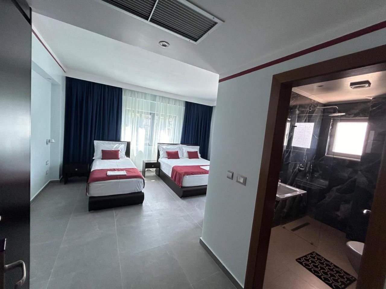 Hotel Borshi Εξωτερικό φωτογραφία